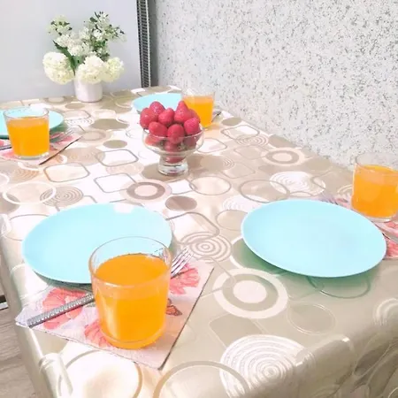 Светлые Апартаменты В 100М От Софиевского Парка Umanʼ المظهر الخارجي الصورة