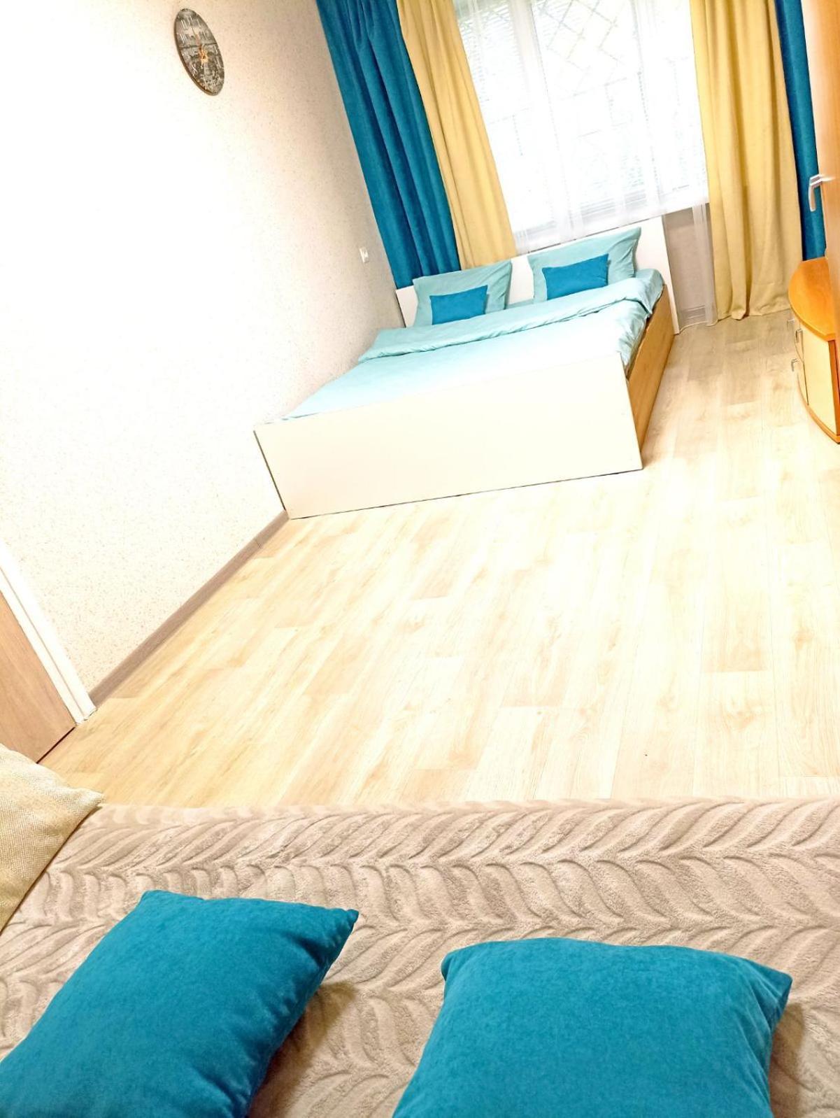 Apartment светлые в 100м от софиевского парка *