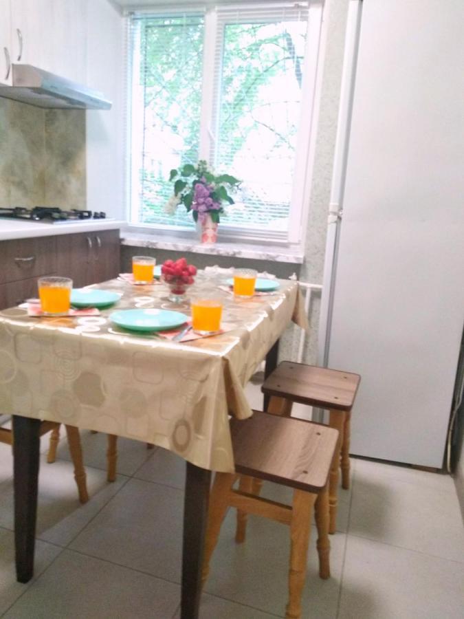 светлые в 100м от софиевского парка * Uman